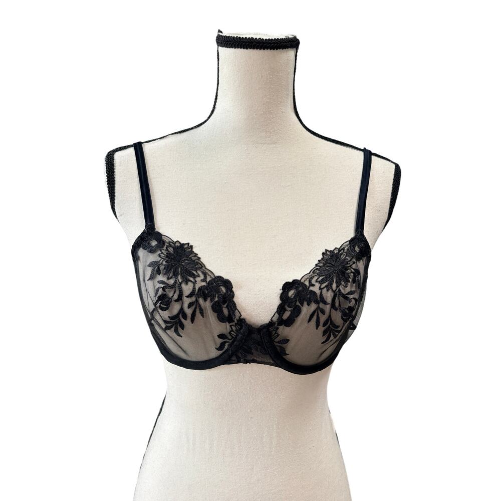 La Perla "Zephyr" Underwired Bra Black Floral Embroidered Lace Size 34C $280